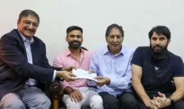 The Pakistan Cricket Board (PCB) has decided to reinstate the pension of former Test pace bowler Sarfaraz Nawaz.