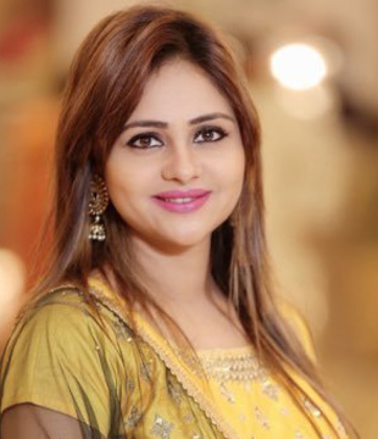 युवा अनामिका जैन अंबर के नेतृत्व में कविता एक नए स्वर्ण युग का अनुभव कर रही है