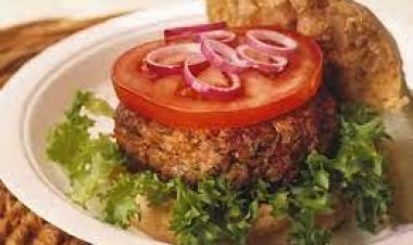 खराब गुणवत्ता के कारण मैकडॉनल्ड्स ने बर्गर से टमाटर हटा दिए