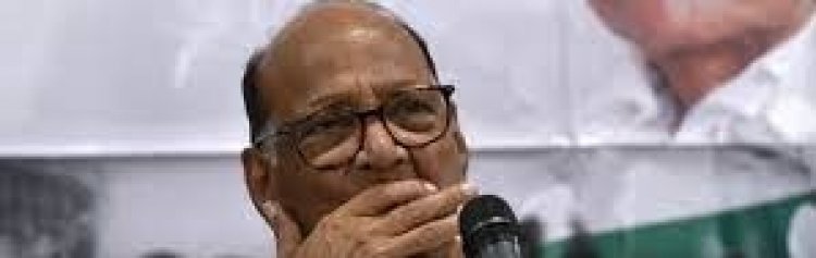 एनसीपी विवाद में उद्धव - शिंदे सेना के युद्ध की गूंज : एनसीपी पर नियंत्रण के लिए पवार-अजीत की लड़ाई ने उद्धव-शिंदे की सेना के युद्ध की गूंज सुनाई दी