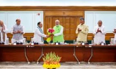 Modi 3.0 Government Oath Ceremony: एनडीए को मिला स्पष्ट बहुमत, नरेंद्र मोदी बने गठबंधन दल के नेता