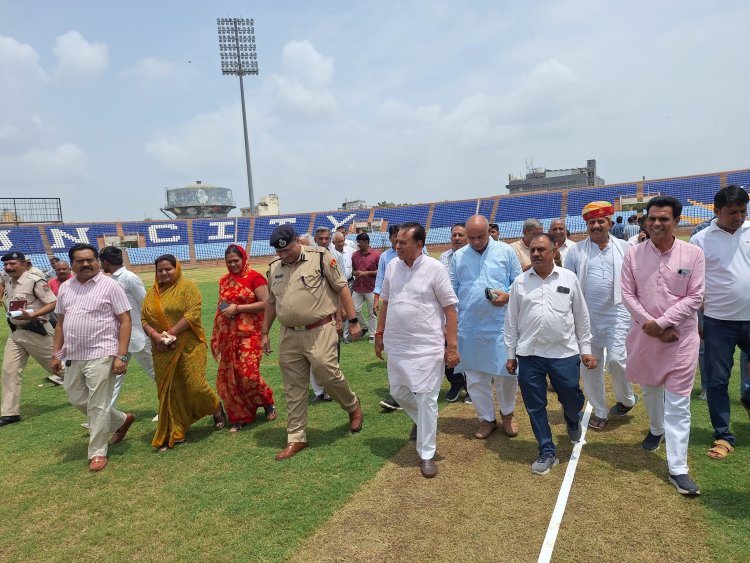 संसदीय कार्य मंत्री ने किया बरकतुल्ला खां स्टेडियम का निरीक्षण, राज्य स्तरीय स्वतंत्रता दिवस समारोह की तैयारियों की गहन समीक्षा की – “स्वतंत्रता दिवस समारोह में दिखेगी मारवाड़ की आत्मीयता, सांस्कृतिक विरासत और लोक परंपराओं की जीवंत झलक” – संसदीय कार्य मंत्री